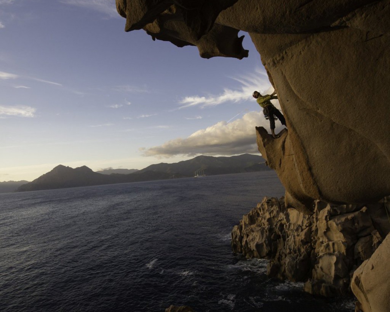 Notre partenaire pour les sorties en Escalade Notre partenaire pour les sorties en Escalade